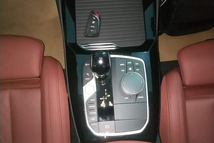 Used BMW X3 2023 xDrive25i M Sport Package Gear Lever