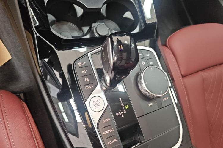Used BMW X3 2023 Restyled xDrive30i Leading Edition M Night Sky Package Gear Lever