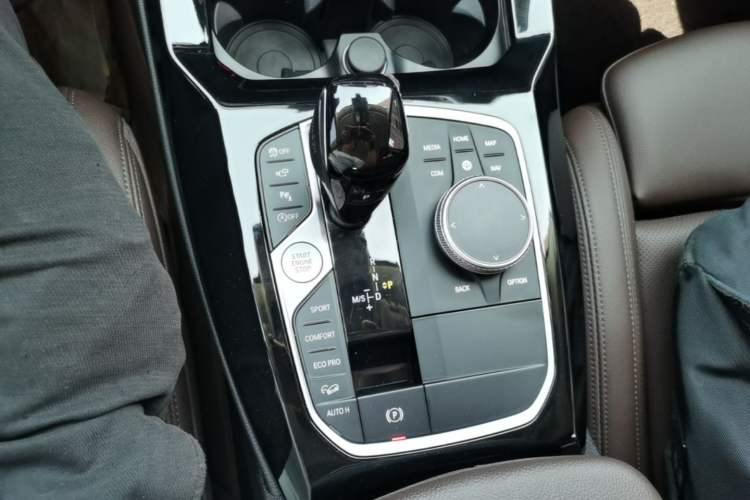 Used BMW X3 2023 xDrive30i Leading Model M Night Edition Package Gear Lever