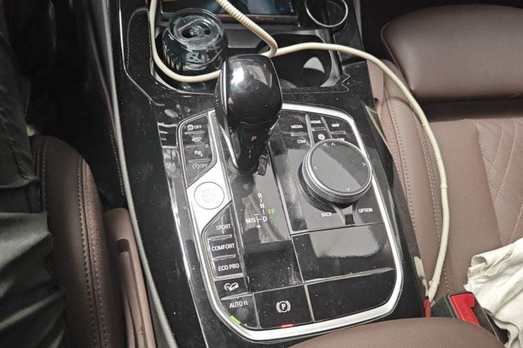 Used BMW X3 2023 xDrive30i Luxury Edition M Night Sky Package Gear Lever