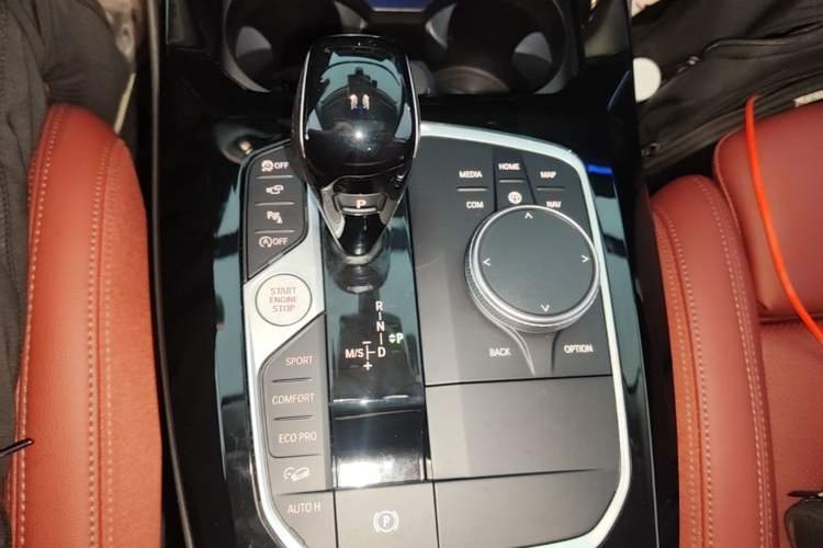 Used BMW X3 2023 Restyled xDrive30i Leading Edition M Night Sky Package Gear Lever