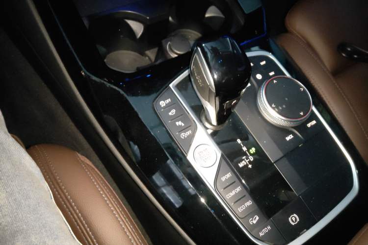 Used BMW X3 2023 xDrive30i Leading Model M Night Edition Package Gear Lever