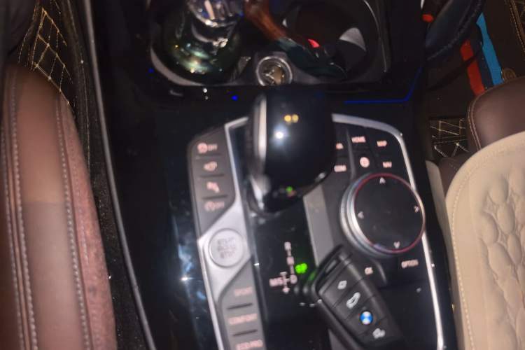 Used BMW X3 2023 Restyled xDrive30i Leading Edition M Night Sky Package Gear Lever
