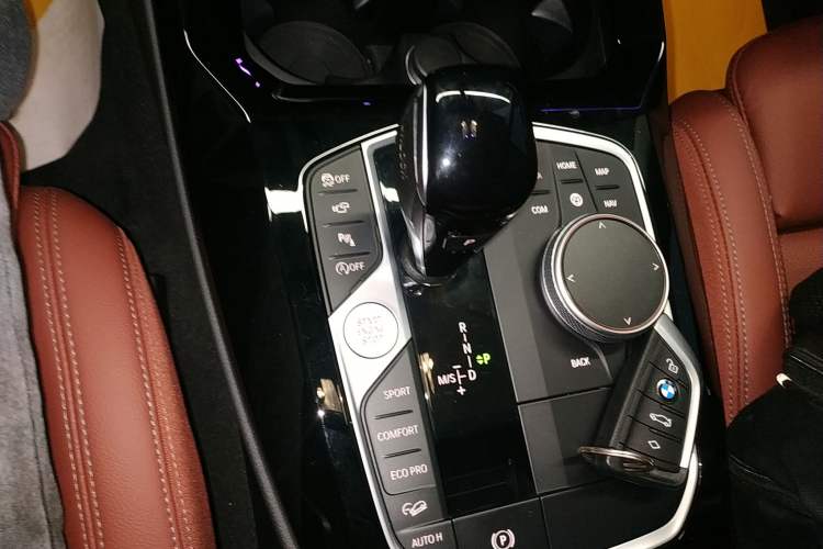 Used BMW X3 2023 Restyled xDrive30i Leading Edition M Night Sky Package Gear Lever
