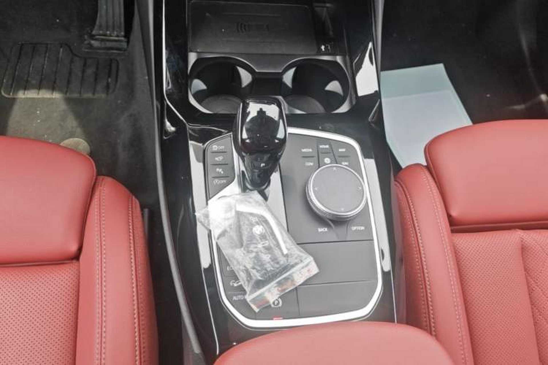 Used BMW X3 2023 Restyled xDrive30i Leading Edition M Night Sky Package Gear Lever