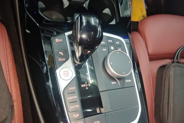Used BMW X3 2023 xDrive25i M Sport Package Gear Lever