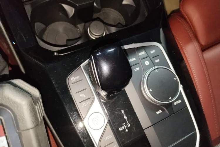 Used BMW X3 2023 xDrive25i M Sport Package Gear Lever