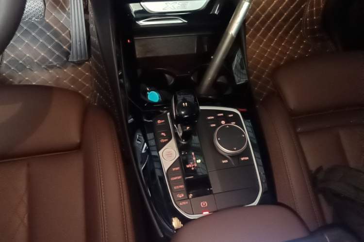 Used BMW X3 2023 xDrive25i M Sport Package Gear Lever
