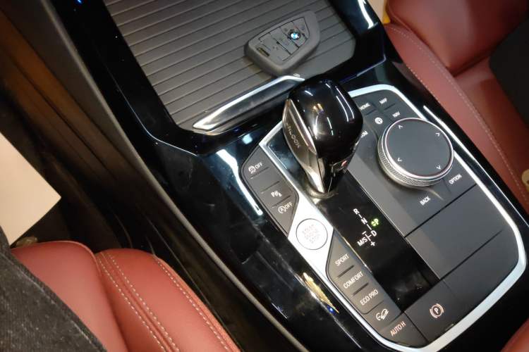 Used BMW X3 2023 xDrive25i M Sport Package Gear Lever