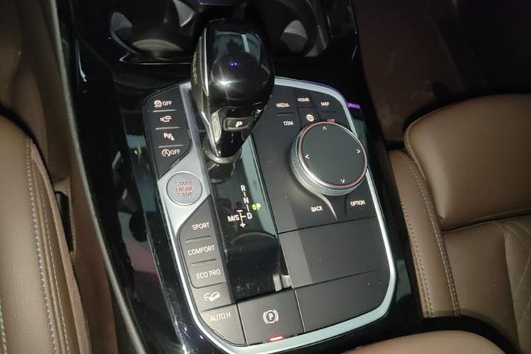 Used BMW X3 2023 xDrive30i Leading Model M Night Edition Package Gear Lever