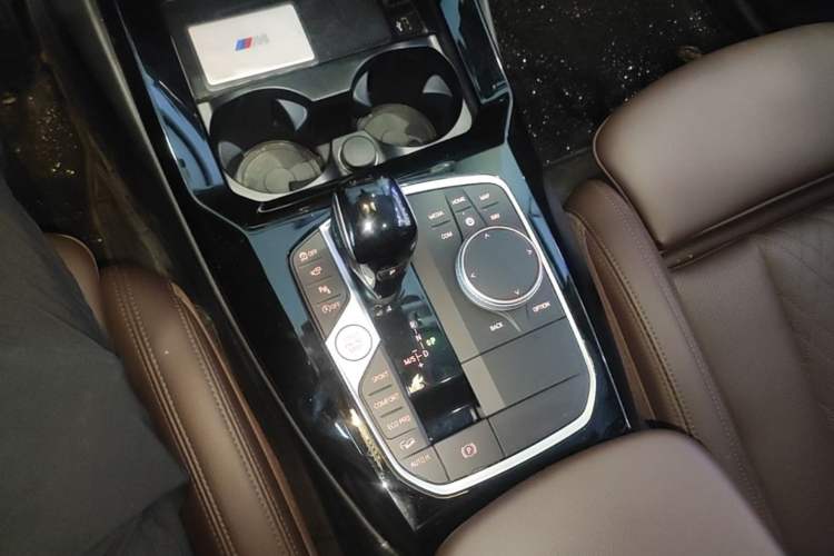 Used BMW X3 2023 xDrive30i Leading Model M Night Edition Package Gear Lever