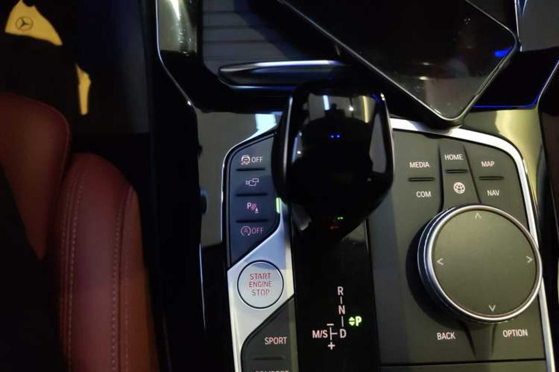 Used BMW X3 2023 Restyled xDrive30i Leading Edition M Night Sky Package Gear Lever