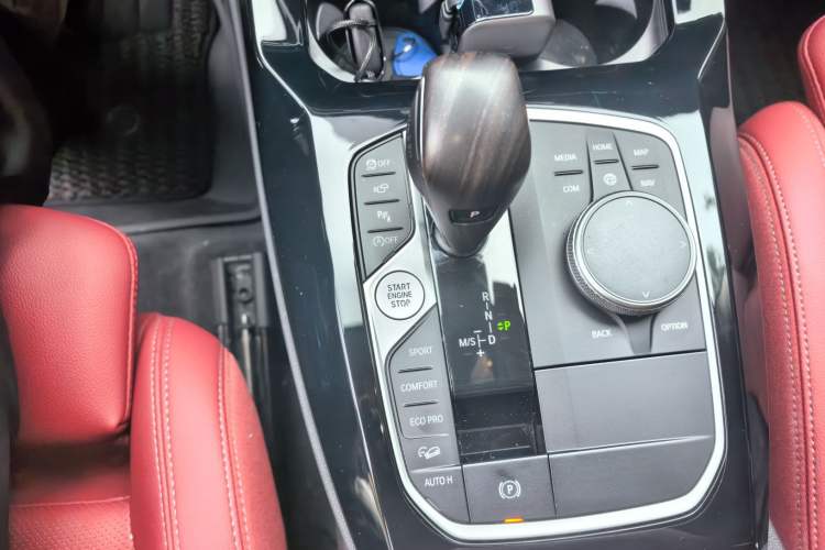 Used BMW X3 2023 Restyled xDrive30i Leading Edition M Night Sky Package Gear Lever
