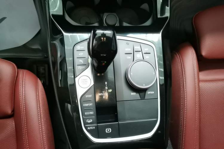 Used BMW X3 2023 Restyled xDrive30i Leading Edition M Night Sky Package Gear Lever
