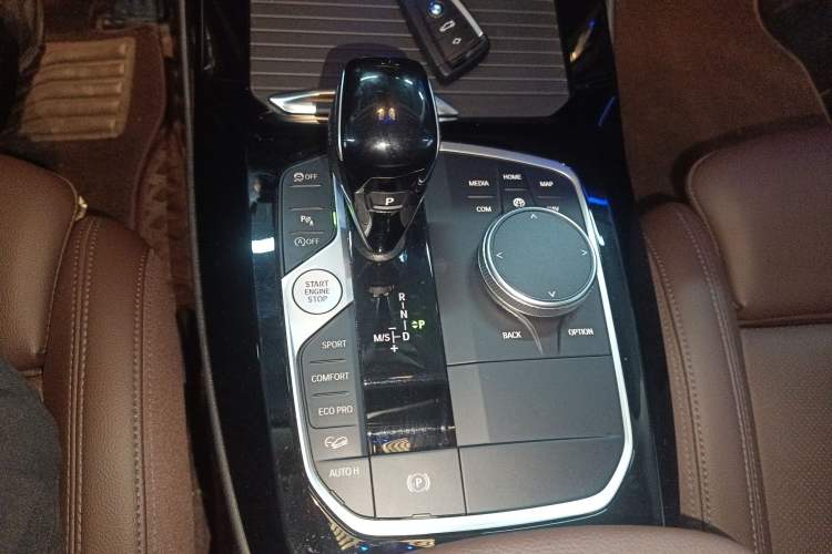 Used BMW X3 2023 xDrive25i M Sport Package Gear Lever