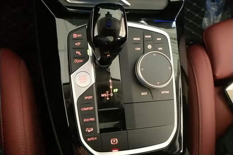 Used BMW X3 2023 Restyled xDrive30i Leading Edition M Night Sky Package Gear Lever