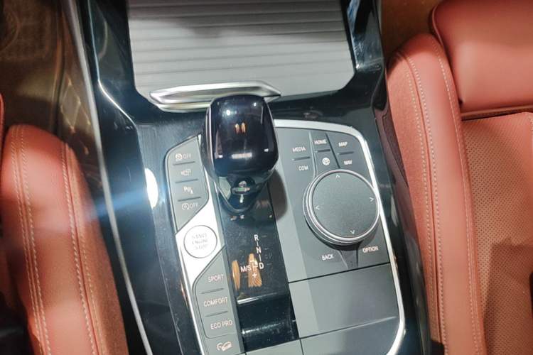 Used BMW X3 2023 Restyled xDrive30i Leading Edition M Night Sky Package Gear Lever