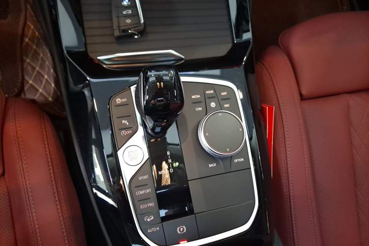 Used BMW X3 2023 xDrive25i M Sport Package Gear Lever