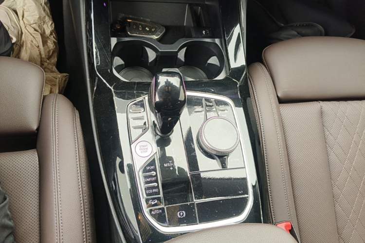 Used BMW X3 2023 xDrive25i M Sport Package Gear Lever
