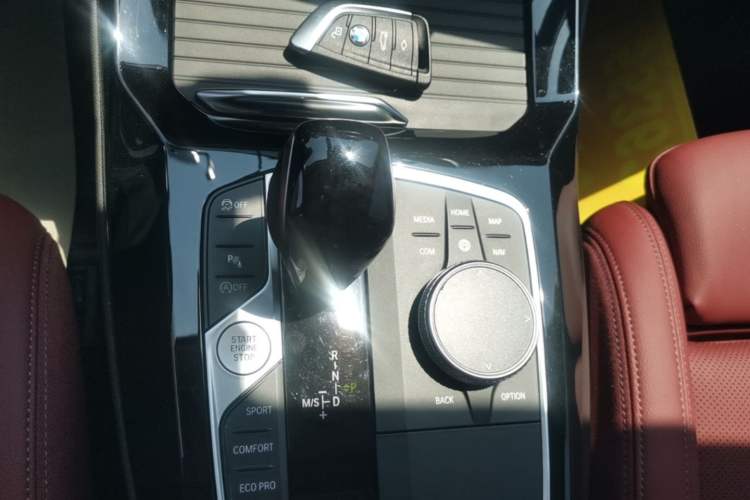 Used BMW X3 2023 xDrive25i M Sport Package Gear Lever