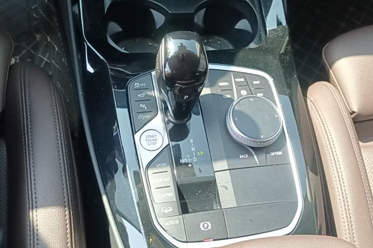Used BMW X3 2023 xDrive30i Leading Model M Night Edition Package Gear Lever