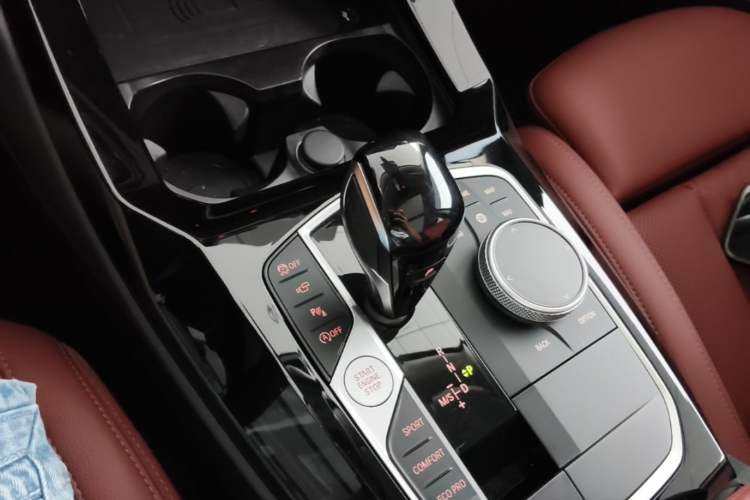 Used BMW X3 2023 Restyled xDrive30i Leading Edition M Night Sky Package Gear Lever