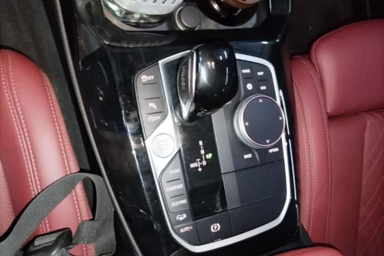 Used BMW X3 2023 xDrive25i M Sport Package Gear Lever