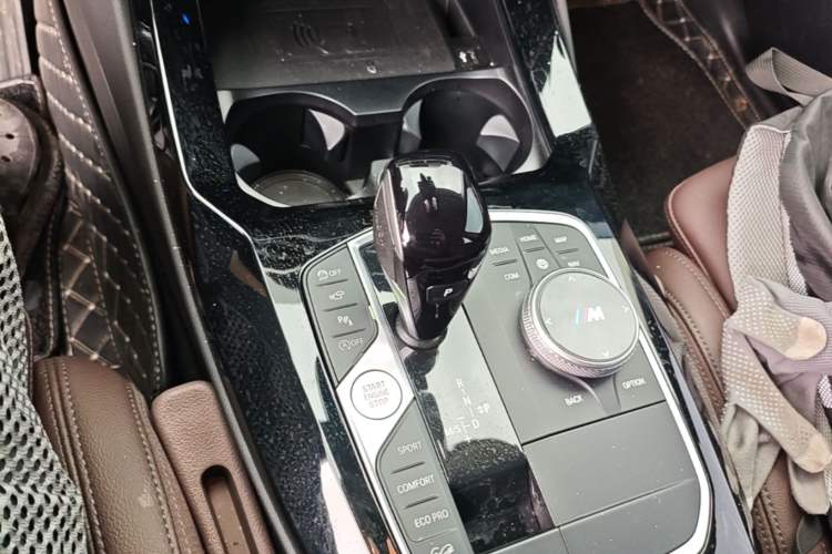 Used BMW X3 2023 Restyled xDrive30i Leading Edition M Night Sky Package Gear Lever