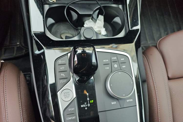 Used BMW X3 2023 xDrive30i Leading Model M Night Edition Package Gear Lever