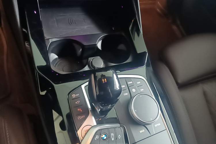 Used BMW X3 2023 Restyled xDrive30i Leading Edition M Night Sky Package Gear Lever