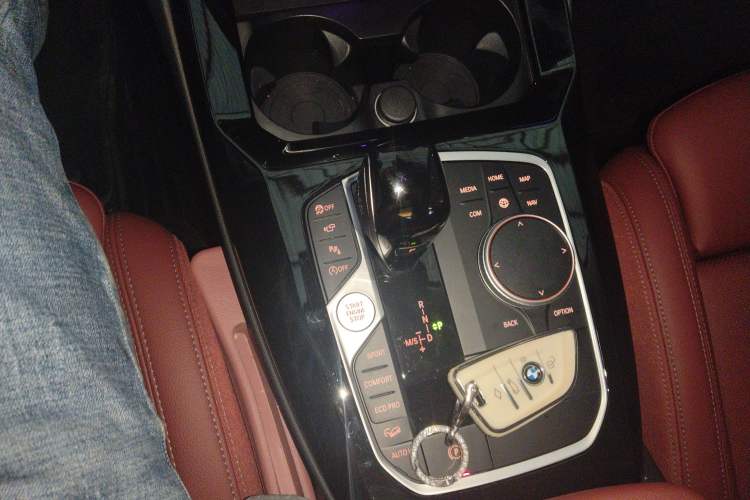 Used BMW X3 2023 Restyled xDrive30i Leading Edition M Night Sky Package Gear Lever