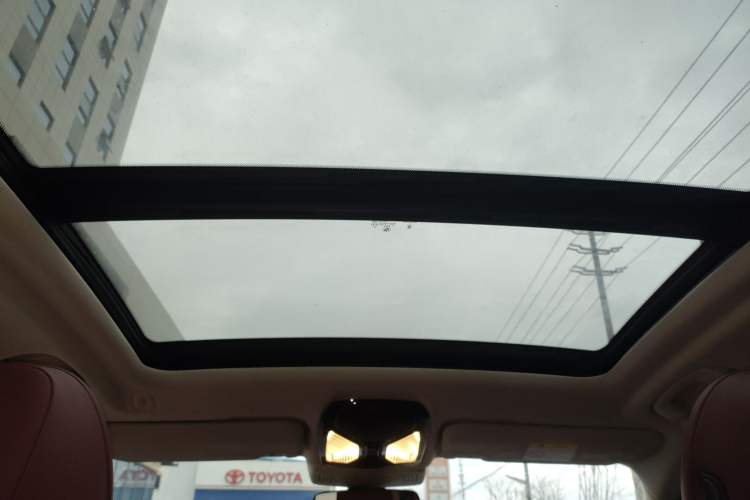 Used BMW X3 2023 Restyled xDrive30i Leading Edition M Night Sky Package Headliner