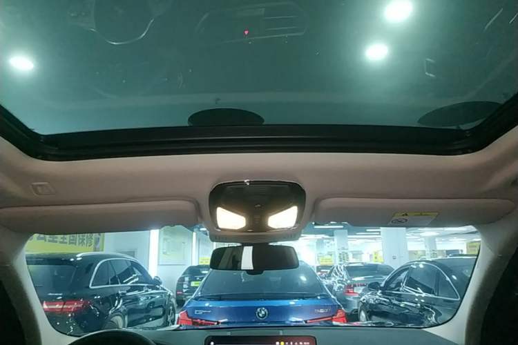 Used BMW X3 2023 xDrive25i M Sport Package Headliner