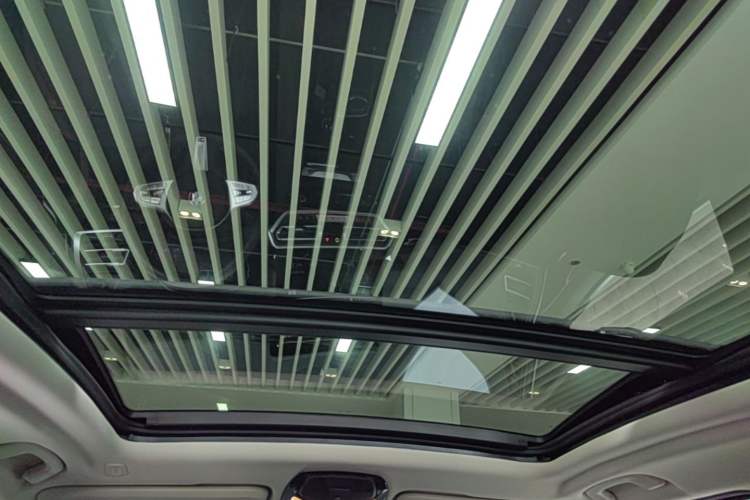 Used BMW X3 2023 xDrive25i M Sport Package Headliner