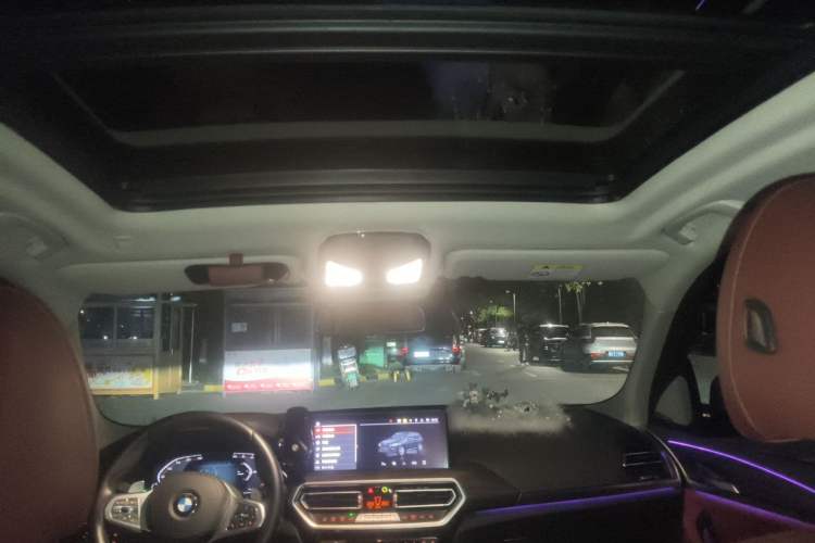 Used BMW X3 2023 Restyled xDrive30i Leading Edition M Night Sky Package Headliner