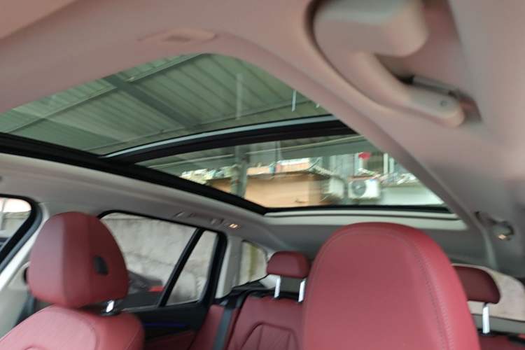 Used BMW X3 2023 Restyled xDrive30i Leading Edition M Night Sky Package Headliner