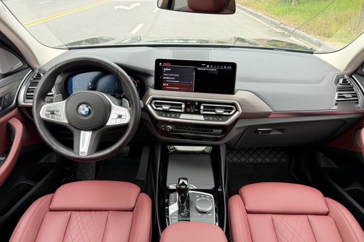 Used BMW X3 2023 xDrive30i Leading Model M Night Edition Package Interior 1