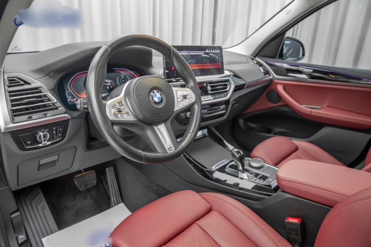 Used BMW X3 2023 xDrive25i M Sport Package Interior 1