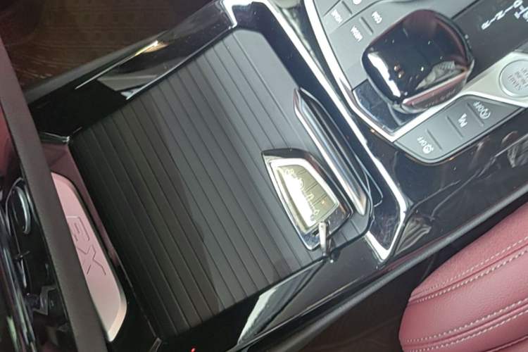 Used BMW X3 2023 xDrive25i M Sport Package Interior 1