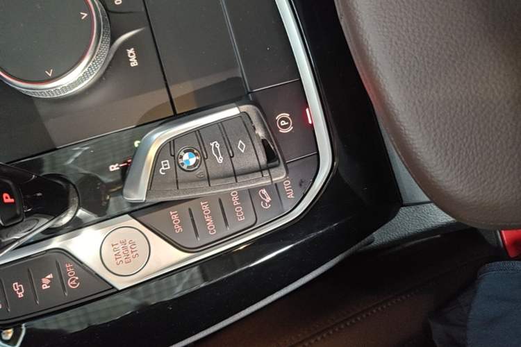 Used BMW X3 2023 Restyled xDrive30i Leading Edition M Night Sky Package Interior 1