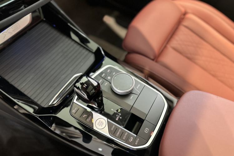 Used BMW X3 2023 xDrive25i M Sport Package Interior 1