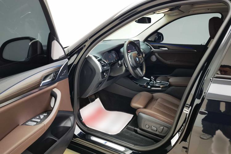 Used BMW X3 2023 Restyled xDrive30i Leading Edition M Night Sky Package Interior 1