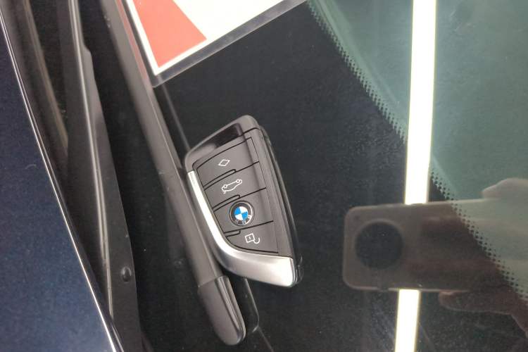 Used BMW X3 2023 xDrive25i M Sport Package Interior 1