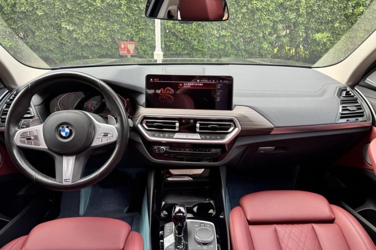 Used BMW X3 2023 Restyled xDrive30i Leading Edition M Night Sky Package Interior 1