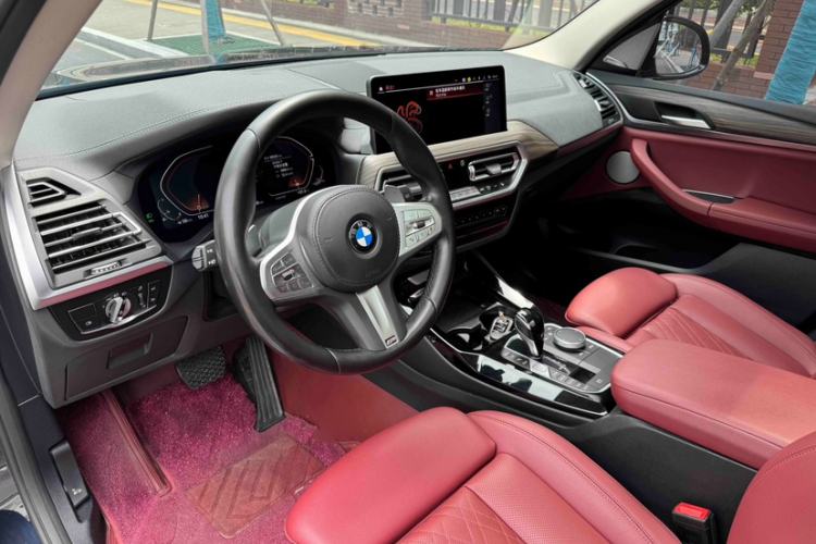 Used BMW X3 2023 Restyled xDrive30i Leading Edition M Night Sky Package Interior 10
