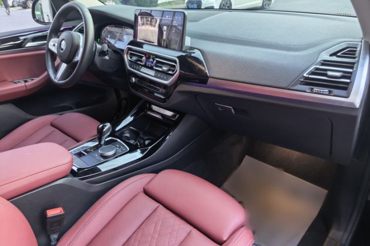 Used BMW X3 2023 xDrive25i M Sport Package Interior 2