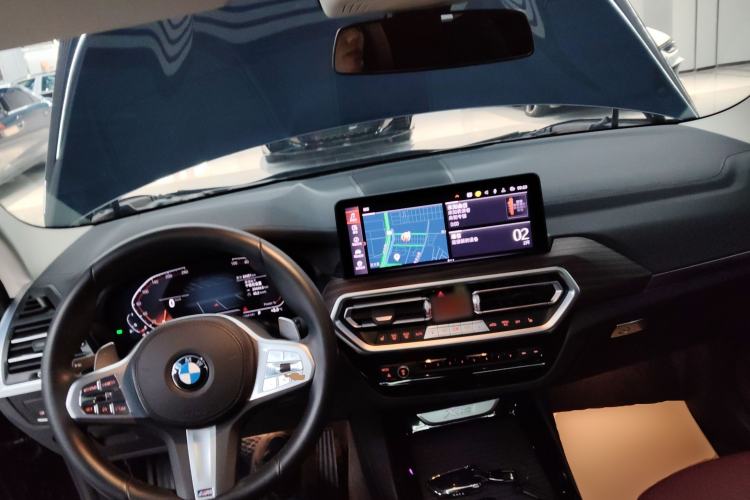 Used BMW X3 2023 Restyled xDrive30i Leading Edition M Night Sky Package Interior 2