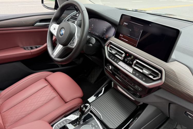 Used BMW X3 2023 xDrive30i Leading Model M Night Edition Package Interior 3