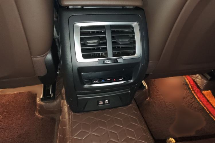 Used BMW X3 2023 xDrive30i Leading Model M Night Edition Package Interior 3