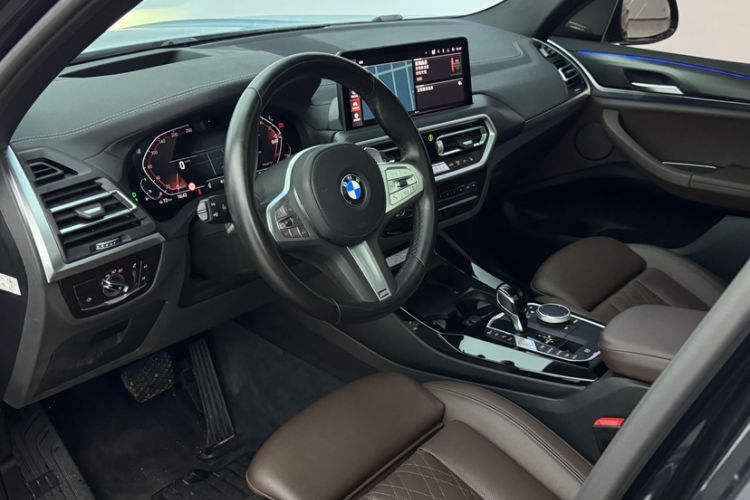 Used BMW X3 2023 xDrive30i Luxury Edition M Night Sky Package Interior 3